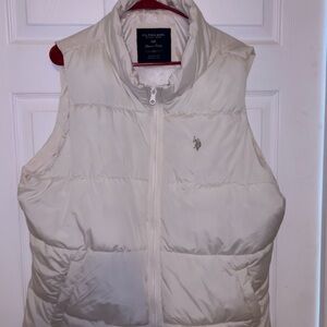 U.S. Polo Assn. Cream Puffer Vest